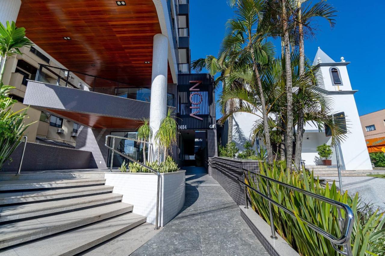 Confortavel Loft Duplex Em Com Piscina Bombinhas